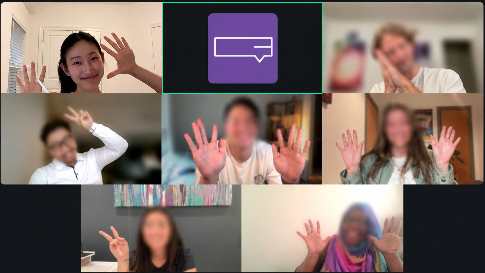 Grace teaching Korean students during a live online SoodaCrew class.